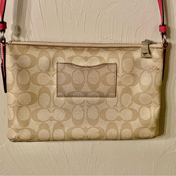 COACH East West Pop Crossbody in Strawberry and Light Khaki - Picture 9 of 9